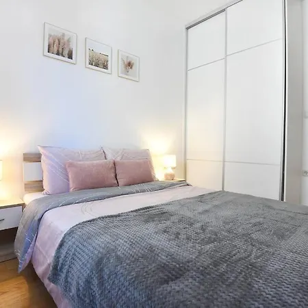 Family Manuela Apartamento Zadar